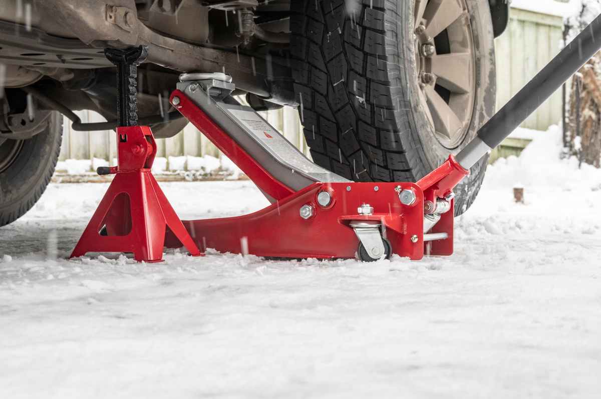 Flat Tire Emergencies - Stay Prepared With Proper Tools